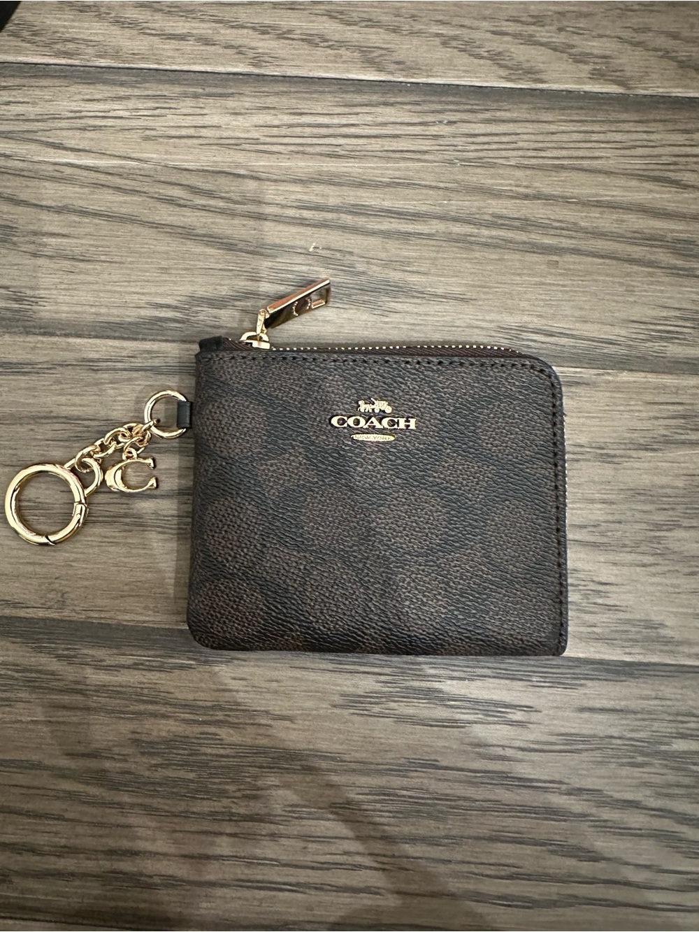 NWT Coach Small Corner Zip Wallet Signature Canvas in Gold/Walnut/Black CFA28